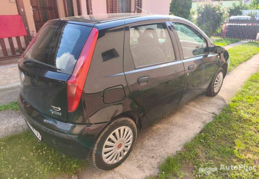 punto_12_8v_benzin_klima_ispravna_2010_god_metan_a_5_polovni_automobili_autopijac.rs