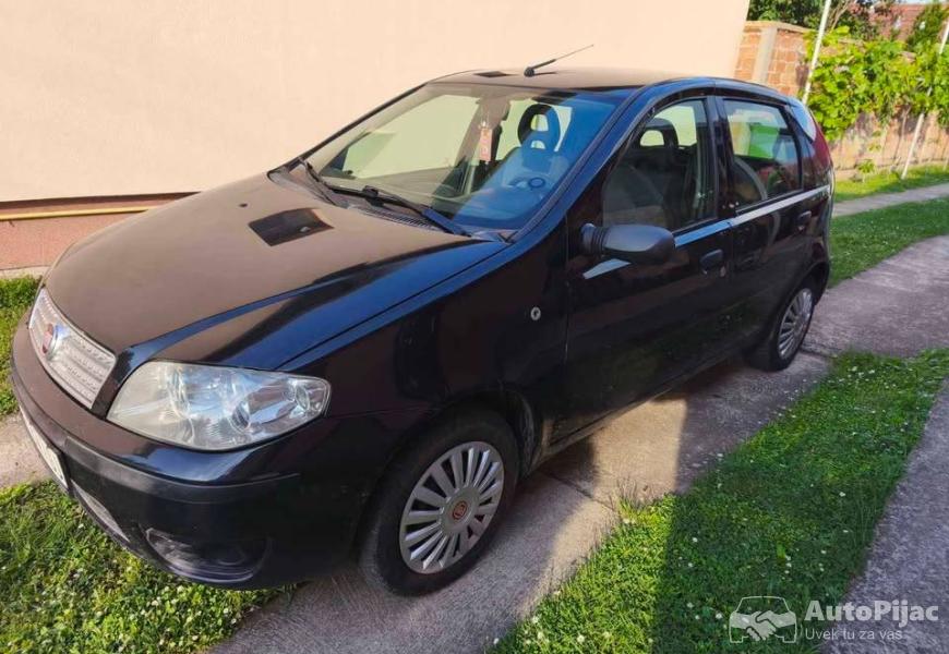 punto_12_8v_benzin_klima_ispravna_2010_god_metan_a_6_polovni_automobili_autopijac.rs