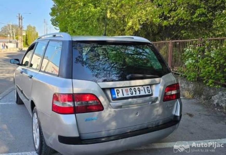 fiat_stilo_19_jtd_59kw_2_polovni_automobili_autopijac.rs