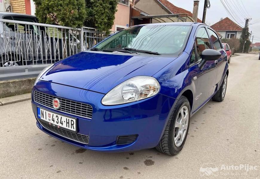 fiat_grande_punto_12_1_polovni_automobili_autopijac.rs