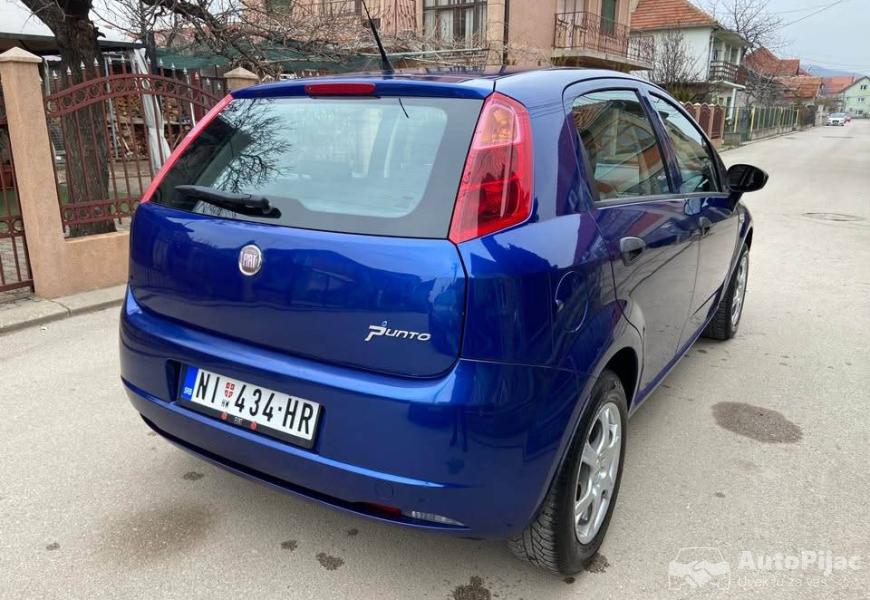 fiat_grande_punto_12_4_polovni_automobili_autopijac.rs