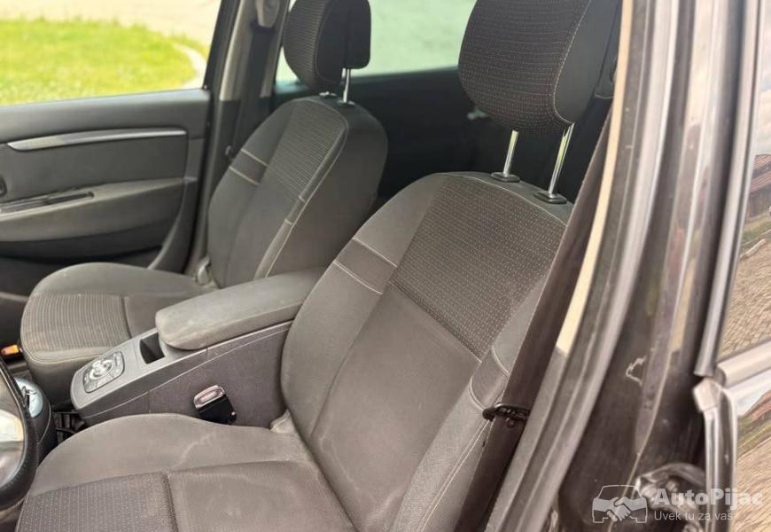 na_prodaju_renault_scenic_3_7_polovni_automobili_autopijac.rs