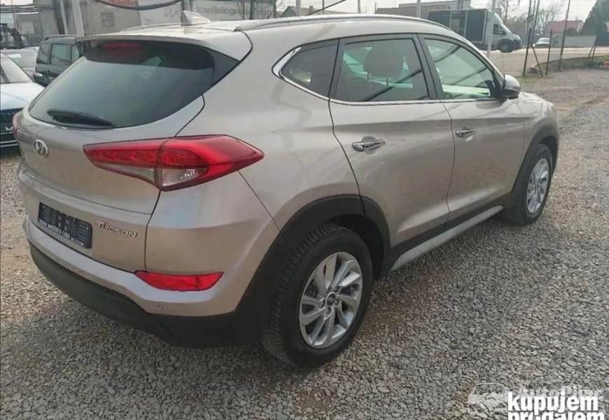 hyundai_tucson_5_polovni_automobili_autopijac.rs
