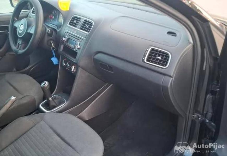 volkswagenpolo12tdi55kw75ks201112_god_5150emoze_i_7_polovni_automobili_autopijac.rs