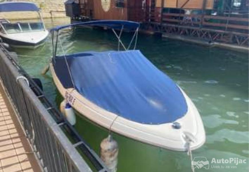 bayliner_capri_185ls_43_v6_4_polovni_automobili_autopijac.rs