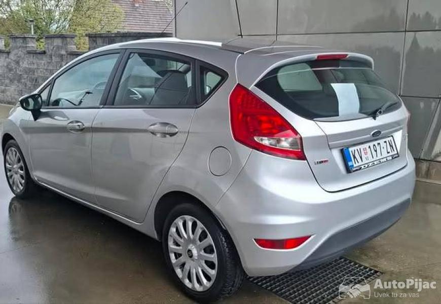 fordfiesta14tdci52kw71kschempion201112_4650emoze_i_3_polovni_automobili_autopijac.rs