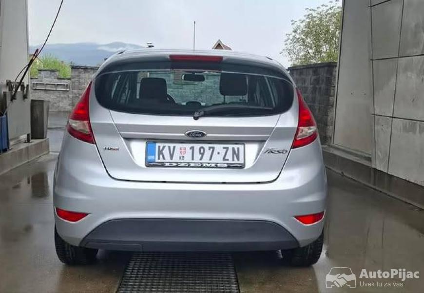 fordfiesta14tdci52kw71kschempion201112_4650emoze_i_5_polovni_automobili_autopijac.rs