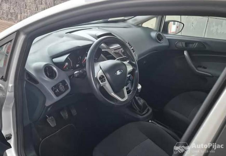 fordfiesta14tdci52kw71kschempion201112_4650emoze_i_8_polovni_automobili_autopijac.rs