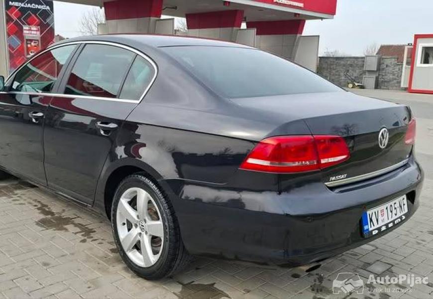 volkswagenpassatb716tdi105ks201314_god_8990emoze_i_4_polovni_automobili_autopijac.rs
