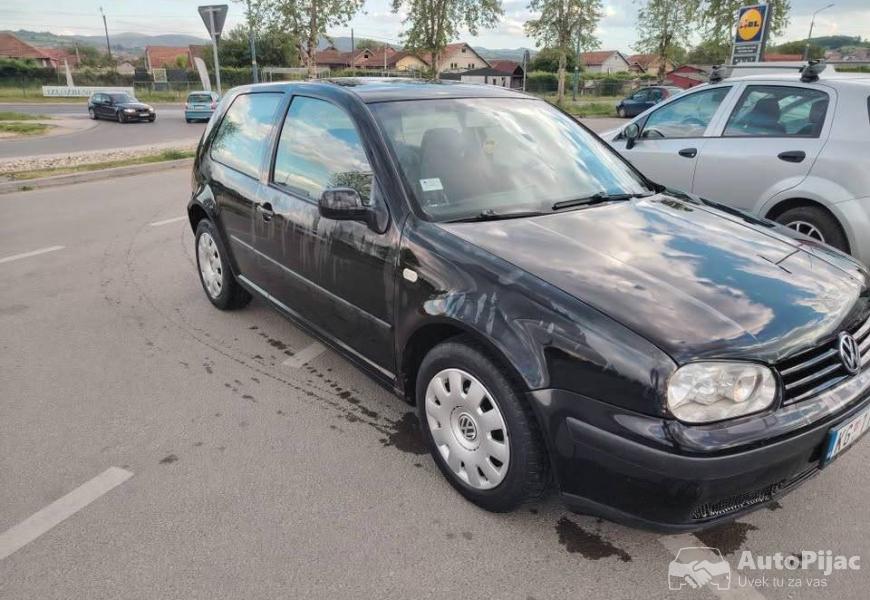 golf_4_14_bezinac_3_polovni_automobili_autopijac.rs
