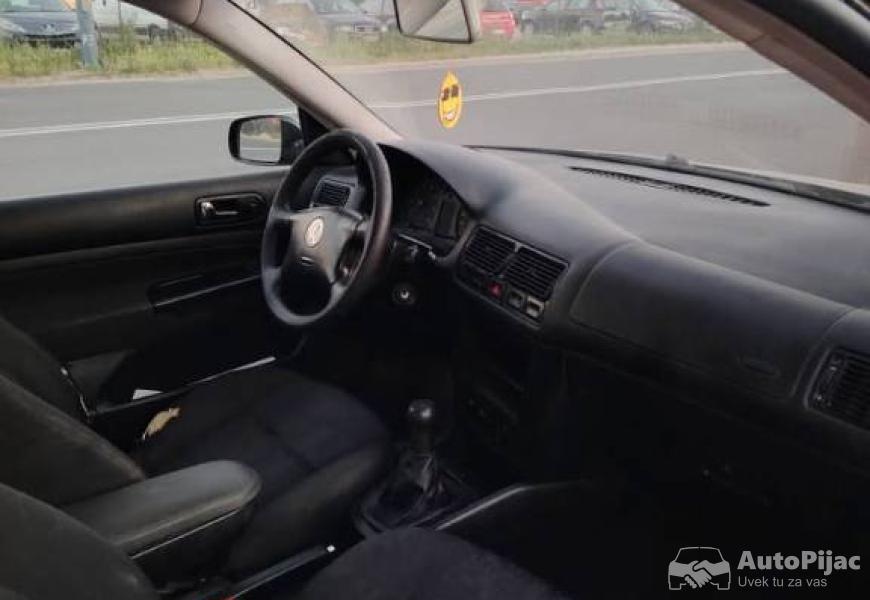 golf_4_14_bezinac_6_polovni_automobili_autopijac.rs