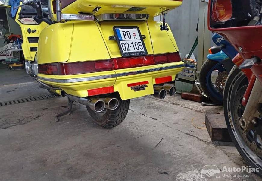 honda_goldwing_1_polovni_automobili_autopijac.rs