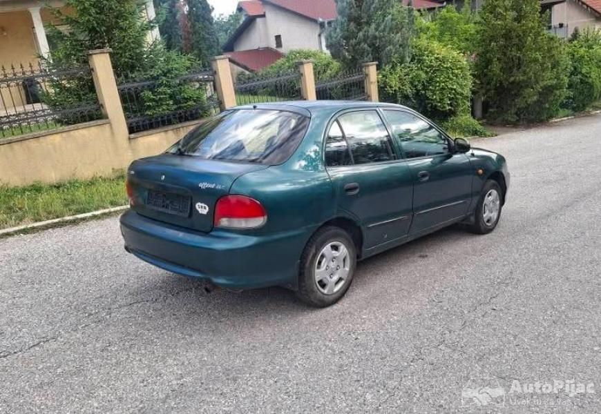 hyundai_accent_14_benzinac_99_god_450_e_10_polovni_automobili_autopijac.rs