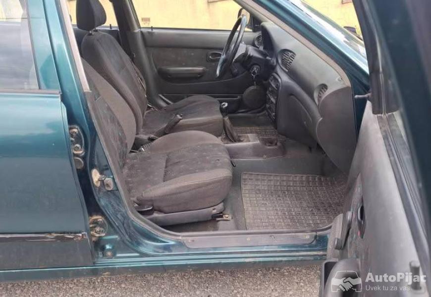 hyundai_accent_14_benzinac_99_god_450_e_14_polovni_automobili_autopijac.rs