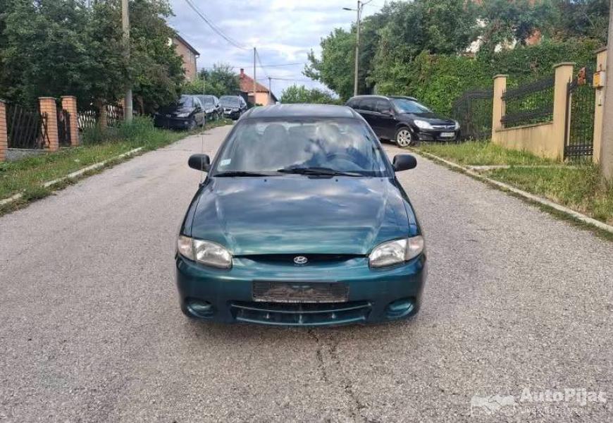 hyundai_accent_14_benzinac_99_god_450_e_7_polovni_automobili_autopijac.rs