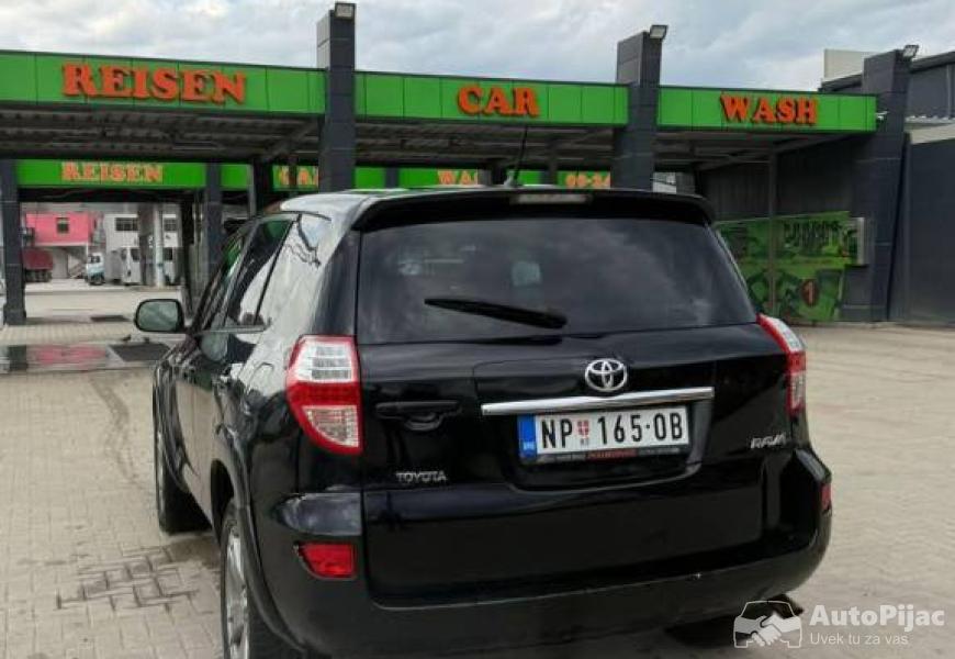 2009_toyota_rav4_2_polovni_automobili_autopijac.rs