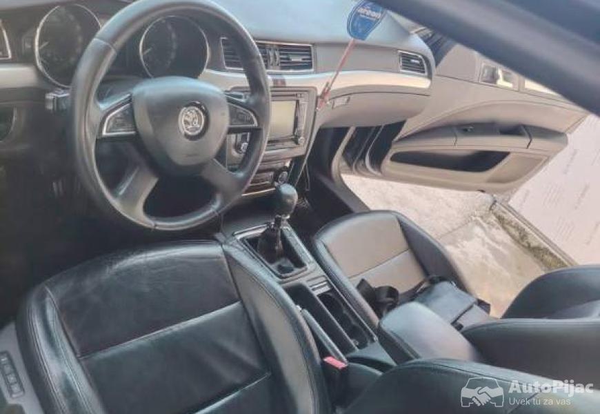 prodajem_skodu_super_b_2014_godiste_16tdi_77kw_ful_3_polovni_automobili_autopijac.rs