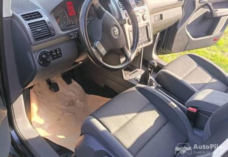 turan_19tdi_10_polovni_automobili_autopijac.rs