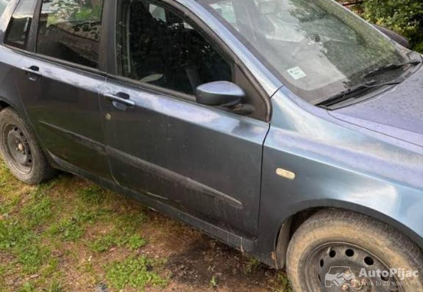 fiat_stilo_19jtd_3_polovni_automobili_autopijac.rs