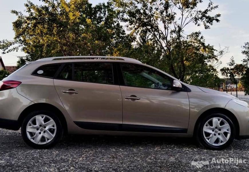 renault_megan_2012god_15_dci_full_oprema_3_polovni_automobili_autopijac.rs