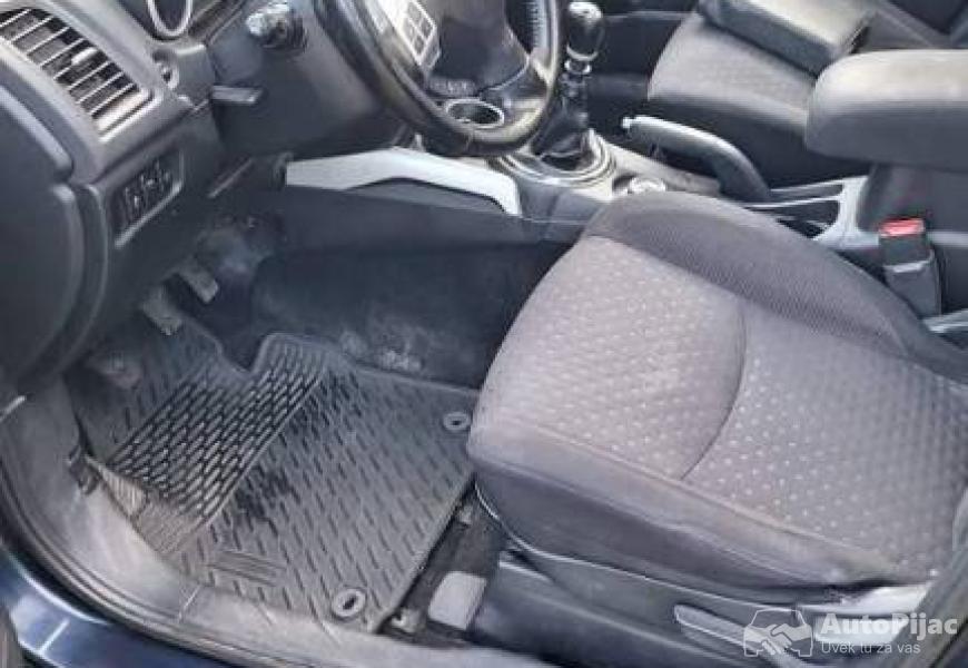 mitsubishi_asx_4x4_7_polovni_automobili_autopijac.rs