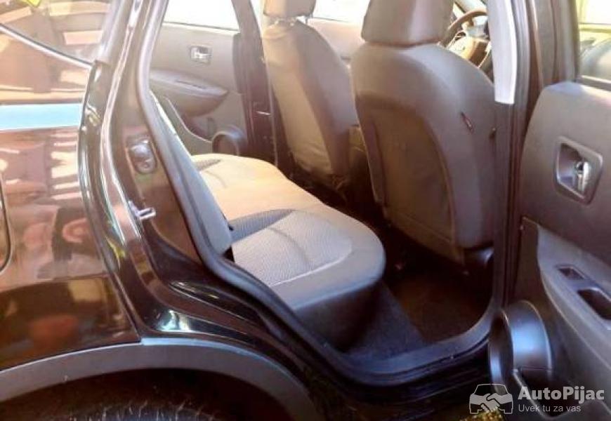 nissan_qaskai_15dci_na_ime_uradjen_motor_u_top_sta_14_polovni_automobili_autopijac.rs