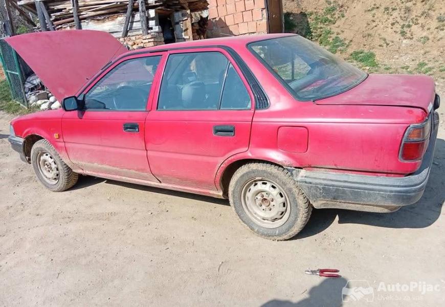 toyota_corolla_90_godiste_3_polovni_automobili_autopijac.rs
