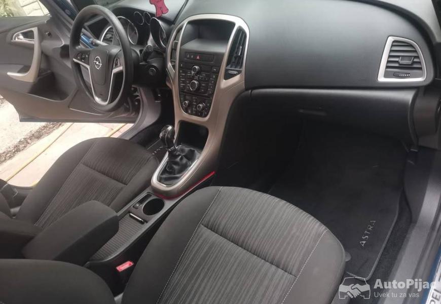 2011_opel_astra_j_14_turbo_15_polovni_automobili_autopijac.rs