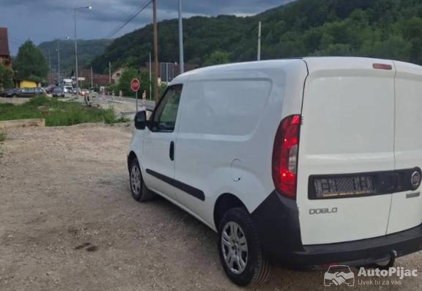 2015_fiat_doblo_13_mjt_kontakt_9_polovni_automobili_autopijac.rs