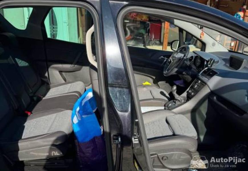 na_prodaju_opel_meriva_14_turbo_ben_2010g_3_polovni_automobili_autopijac.rs