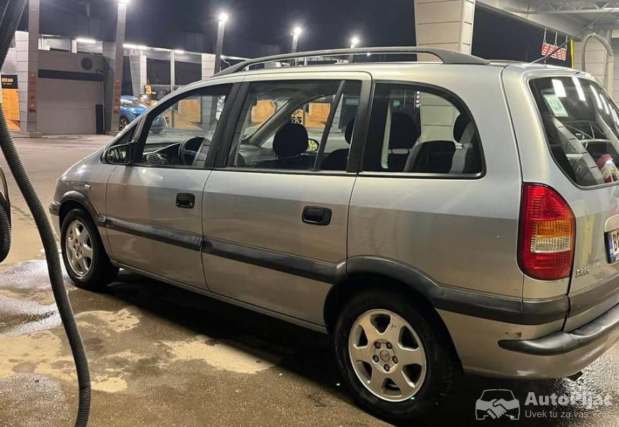 opel_zafira_a_20_74101_4_polovni_automobili_autopijac.rs
