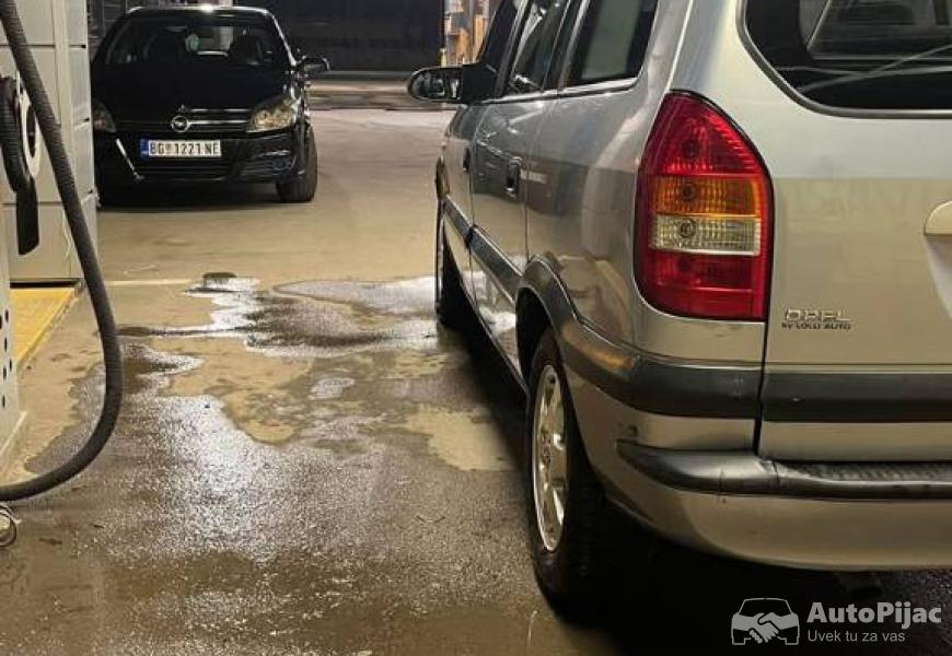 opel_zafira_a_20_74101_5_polovni_automobili_autopijac.rs
