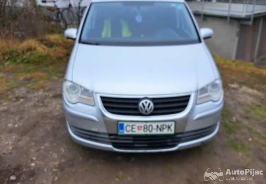 2008_volkswagen_touran_2_polovni_automobili_autopijac.rs