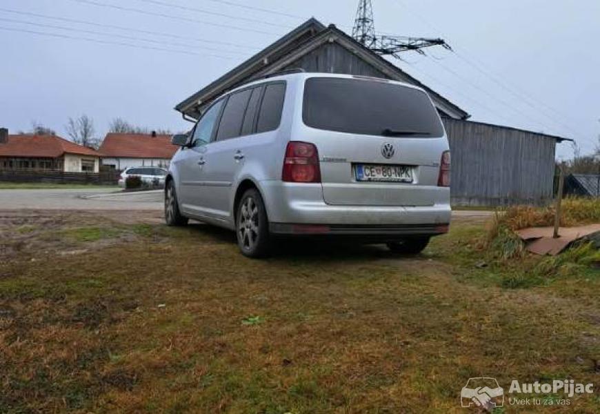 2008_volkswagen_touran_8_polovni_automobili_autopijac.rs
