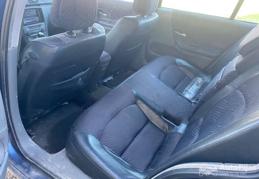 laguna_19dci_4_polovni_automobili_autopijac.rs