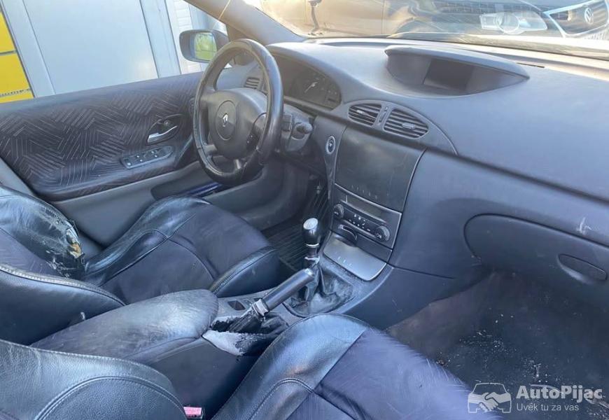 laguna_19dci_7_polovni_automobili_autopijac.rs