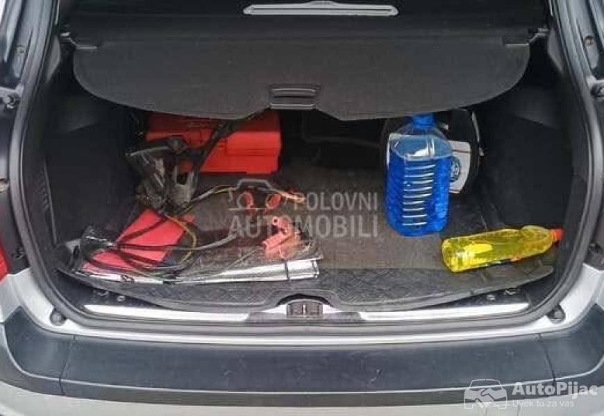 peugeot_308_16hdi_6_polovni_automobili_autopijac.rs