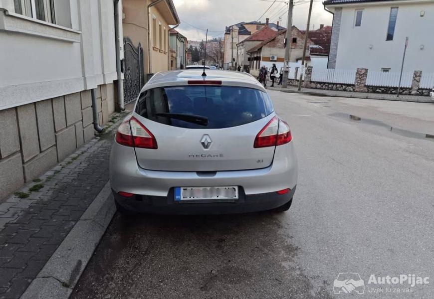 2009_renault_megane_registrovan_2027_12_polovni_automobili_autopijac.rs