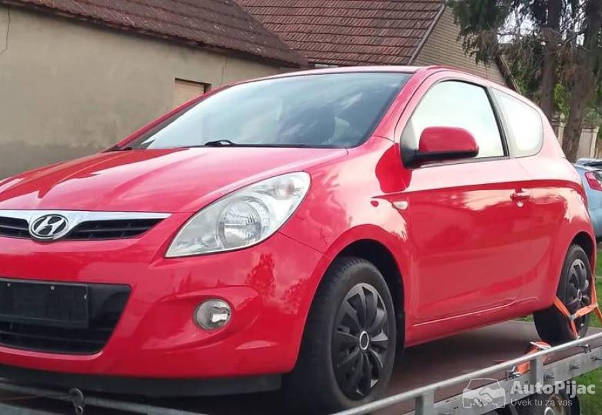 2009_hyundai_ix20_4_polovni_automobili_autopijac.rs