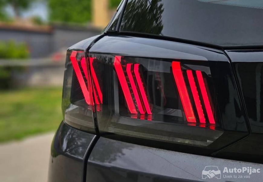 2022_peugeot_5008_4_polovni_automobili_autopijac.rs