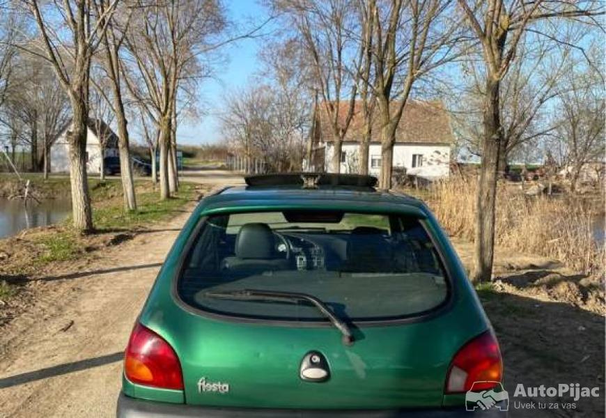 ford_fiesta_12b_5_polovni_automobili_autopijac.rs
