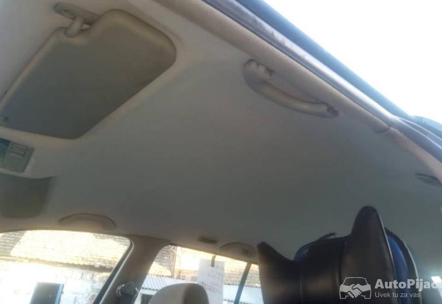 golf_4_14_55k_2001g_plin_reg_do_nove_godine_vlasni_5_polovni_automobili_autopijac.rs