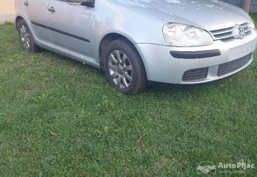 golf_5_16_benzin_2007_god_3_polovni_automobili_autopijac.rs