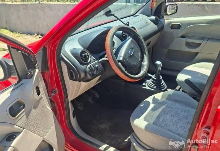 ford_fiesta_13_benz_2003god_5_polovni_automobili_autopijac.rs