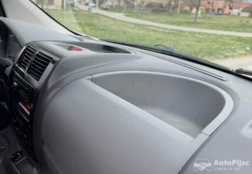 pezo_expert_2009_20hdi_10_polovni_automobili_autopijac.rs