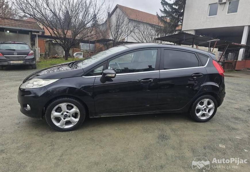 ford_fiesta_14_3_polovni_automobili_autopijac.rs