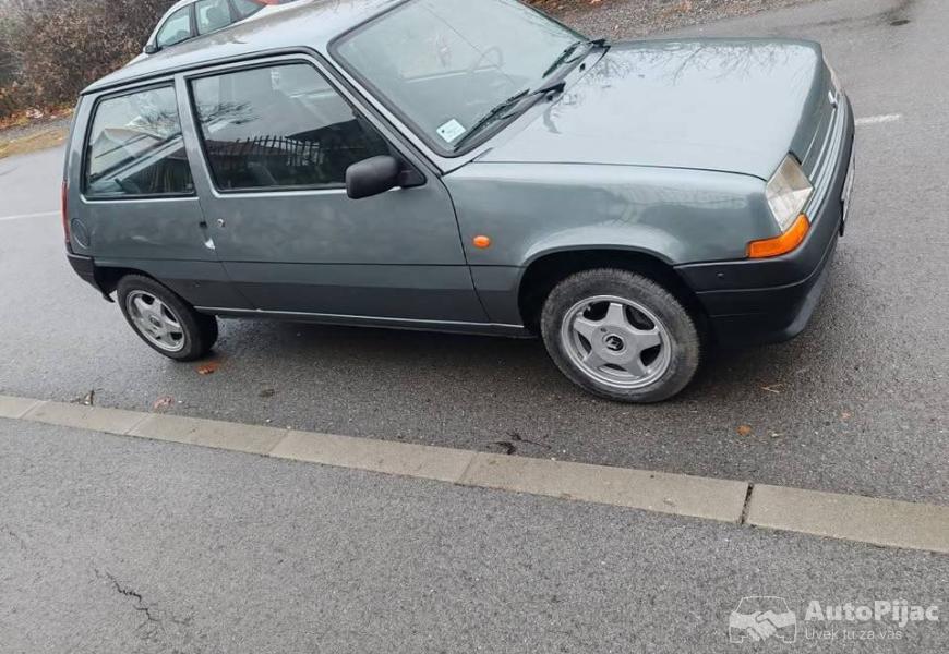 reno_5_kampus_11_benzin_1992_god_3_polovni_automobili_autopijac.rs