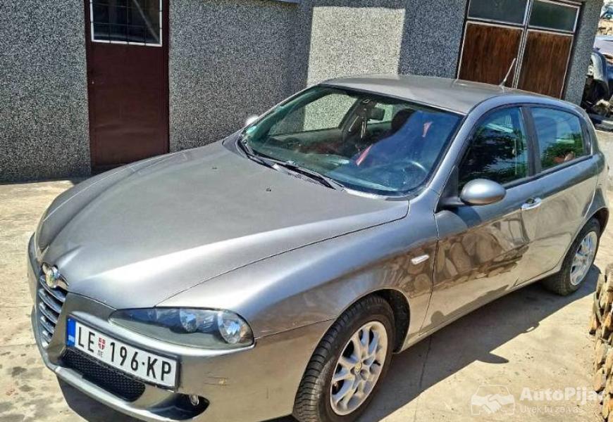 alfa_romeo_147_16_dugo_registrovana_4_polovni_automobili_autopijac.rs