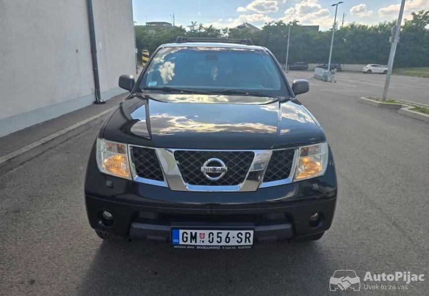 nisan_pathfinder_25d_3_polovni_automobili_autopijac.rs