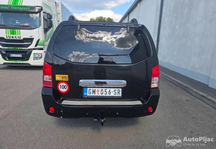 nisan_pathfinder_25d_7_polovni_automobili_autopijac.rs